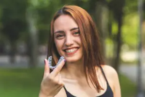 Can Clear Aligners Fix an Overbite, Gaps, or Crowded Teeth? What Phoenix Patients Should Know